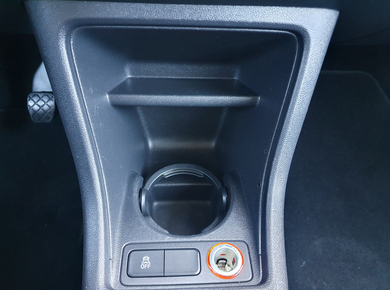 Volkswagen up! 1.0 high up! BlueMotion NAVI/CRUISE/PDC/AIRCO/LMV
