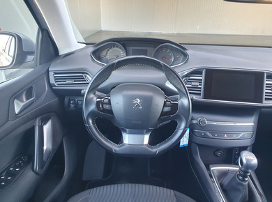 Peugeot 308 SW 1.2 PureTech Blue Lease Premium NAVI/PDC/CRUISE/TRHAAK