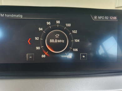 BMW X2 xDrive25e Executive NAVI/CRUISE/CLIMA/LMV