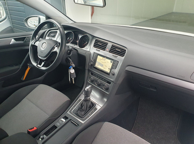 Volkswagen Golf Variant 1.6 TDI Trendline NAVI/CRUISE/TRHAAK/CLIMA