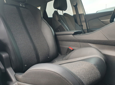 Peugeot 3008 1.2 PureTech Blue Lease Premium Avantage NAVI/CRUISE/AIRCO/LMV