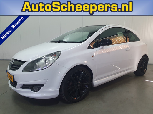 Opel Corsa 1.4-16V Edition AIRCO/CRUISE/H.LEDER/LMV