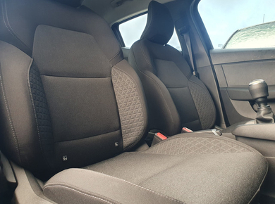 Renault Clio 1.0 TCe Zen AIRCO/CRUISE/LMV