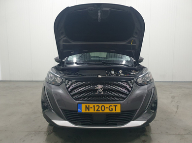 Peugeot 2008 1.2 PureTech Blue Lease Allure NAVI/TRHAAK/CRUISE/CAMERA/PDC