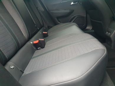 Peugeot 2008 1.2 PureTech Blue Lease Allure NAVI/TRHAAK/CRUISE/CAMERA/PDC