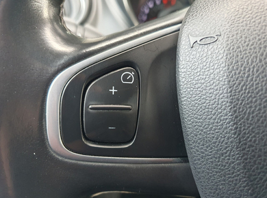 Renault Captur 0.9 TCe Intens NAVI/PDC/CRUISE/CLIMA/LMV