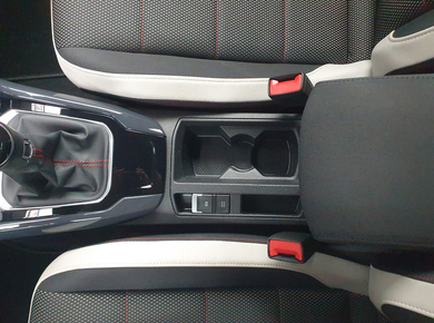 Volkswagen T-Roc 1.5 TSI Sport CARPLAY/LED/ACRUISE/CLIMA