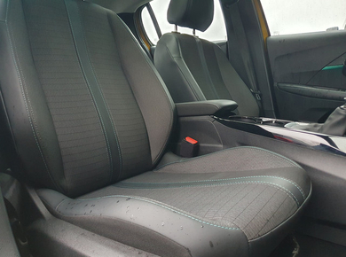 Peugeot 208 1.2 PureTech Allure NAVI/CRUISE/AIRCO/LMV