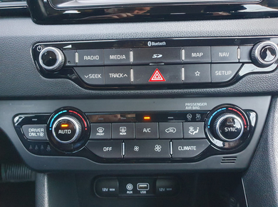 Kia Niro 1.6 GDi Hybrid ExecutiveLine NAVI/TRHAAK/CRUISE/AIRCO/LMV
