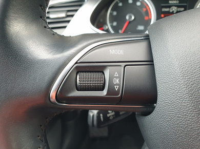 Audi A4 Avant 1.8 TFSI Business Edition PDC/XENON/NAVI/CRUISE/CLIMA/LMV