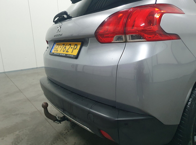 Peugeot 2008 1.2 PureTech Style PANO/NAVI/CLIMA/CRUISE/PDC