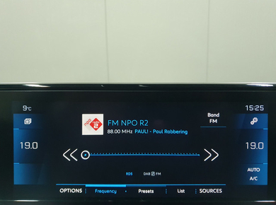 Peugeot 208 1.2 PureTech Allure NAVI/CRUISE/AIRCO/LMV