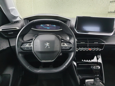 Peugeot 208 1.2 PureTech Allure NAVI/CRUISE/AIRCO/LMV