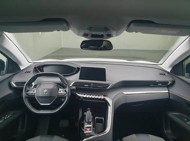 Peugeot 3008 1.2 PureTech Blue Lease Premium NAVI/PDC/CRUISE/CLIMA/CAMERA