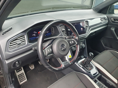 Volkswagen T-Roc 1.5 TSI Sport CARPLAY/LED/ACRUISE/CLIMA