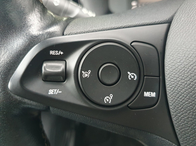 Opel Corsa 1.2 GS Line PANO/NAVI/LED/TRHAAK/LMV/CAMERA