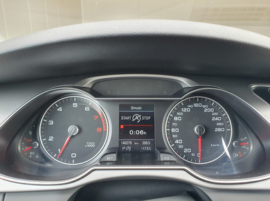 Audi A4 Avant 1.8 TFSI Business Edition PDC/XENON/NAVI/CRUISE/CLIMA/LMV