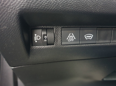 Peugeot 2008 1.2 PureTech Blue Lease Allure NAVI/TRHAAK/CRUISE/CAMERA/PDC