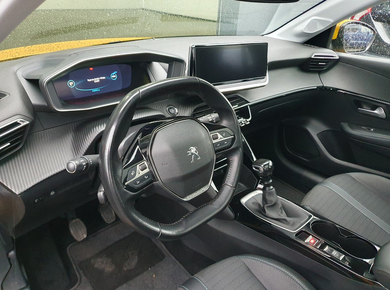Peugeot 208 1.2 PureTech Allure NAVI/CRUISE/AIRCO/LMV