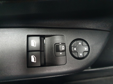 Opel Corsa 1.2 Edition PDC/CAMERA/NAVI/STOELVERW/CRUISE/AIRCO/LMV