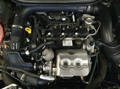 Ford Fiesta 1.0 EcoBoost Titanium NAVI/CARPLAY/CLIMA/LMV/STOELVERW
