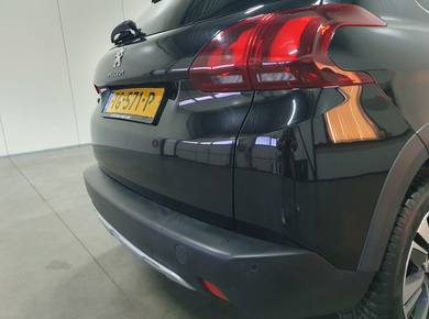 Peugeot 2008 1.2 PureTech Allure NAVI/CARPLAY/CRUISE/