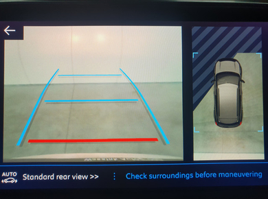 Peugeot 3008 1.2 PureTech Blue Lease Premium NAVI/PDC/CRUISE/CLIMA/CAMERA