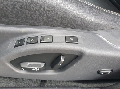 Volvo V60 2.0 T4 Polar+ NAVI/PDC/LEDER/CRUISE/CLIMA/LMV