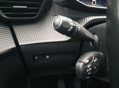 Peugeot 208 1.2 PureTech Allure NAVI/CRUISE/AIRCO/LMV