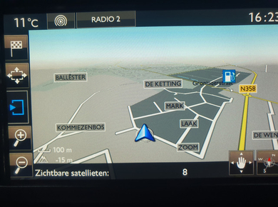 Peugeot 2008 1.2 PureTech Style PANO/NAVI/CLIMA/CRUISE/PDC