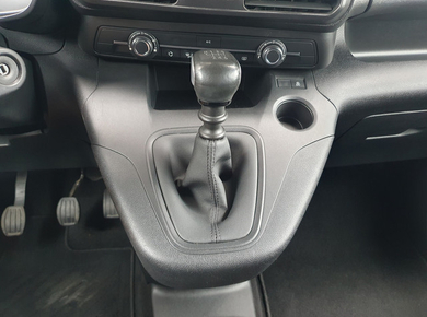 Opel Combo Tour 1.2 Turbo L1H1 Edition PDC/CARPLAY/AIRCO/CRUISE