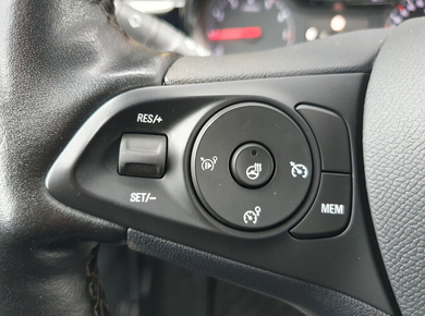 Opel Corsa 1.2 Edition PDC/CAMERA/NAVI/STOELVERW/CRUISE/AIRCO/LMV